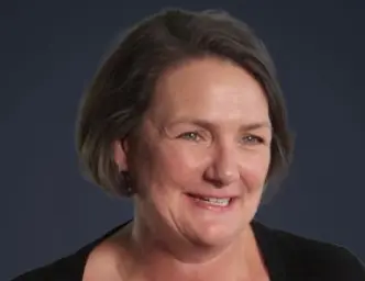 Stephanie, a patient advocate on Hizentra subcutaneous immune globulin therapy for CIDP