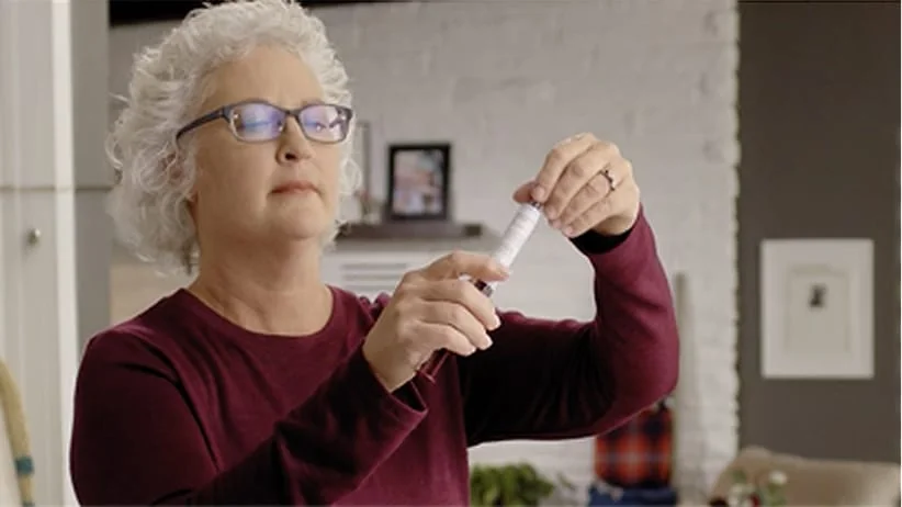 Video thumbnail: patient self-infusing Hizentra with a prefilled syringe